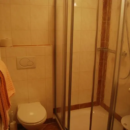 Hotel-pension Schwarzenhof Haus im Ennstal