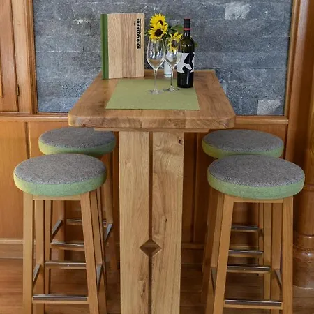 Hotel-pension Schwarzenhof Frühstückspension *