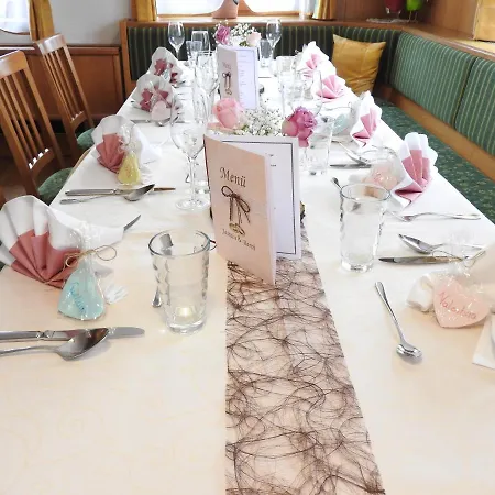 Hotel-pension Schwarzenhof